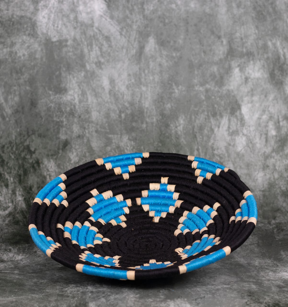 Sabai Grass Wall Plate – Handcrafted Wool Work Decorative Wall Art