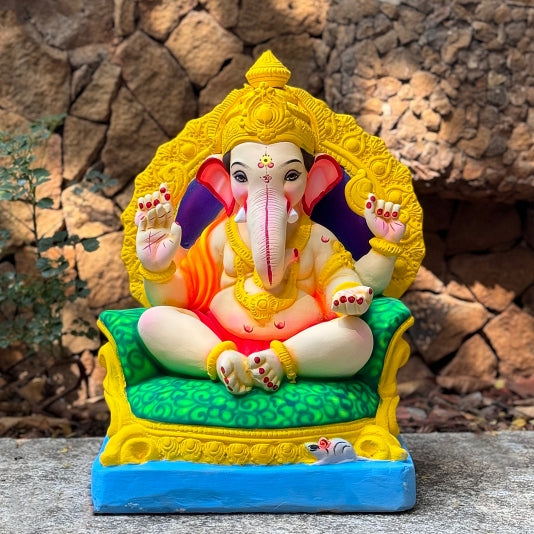18" Sofa baal ganesh no 6 cm