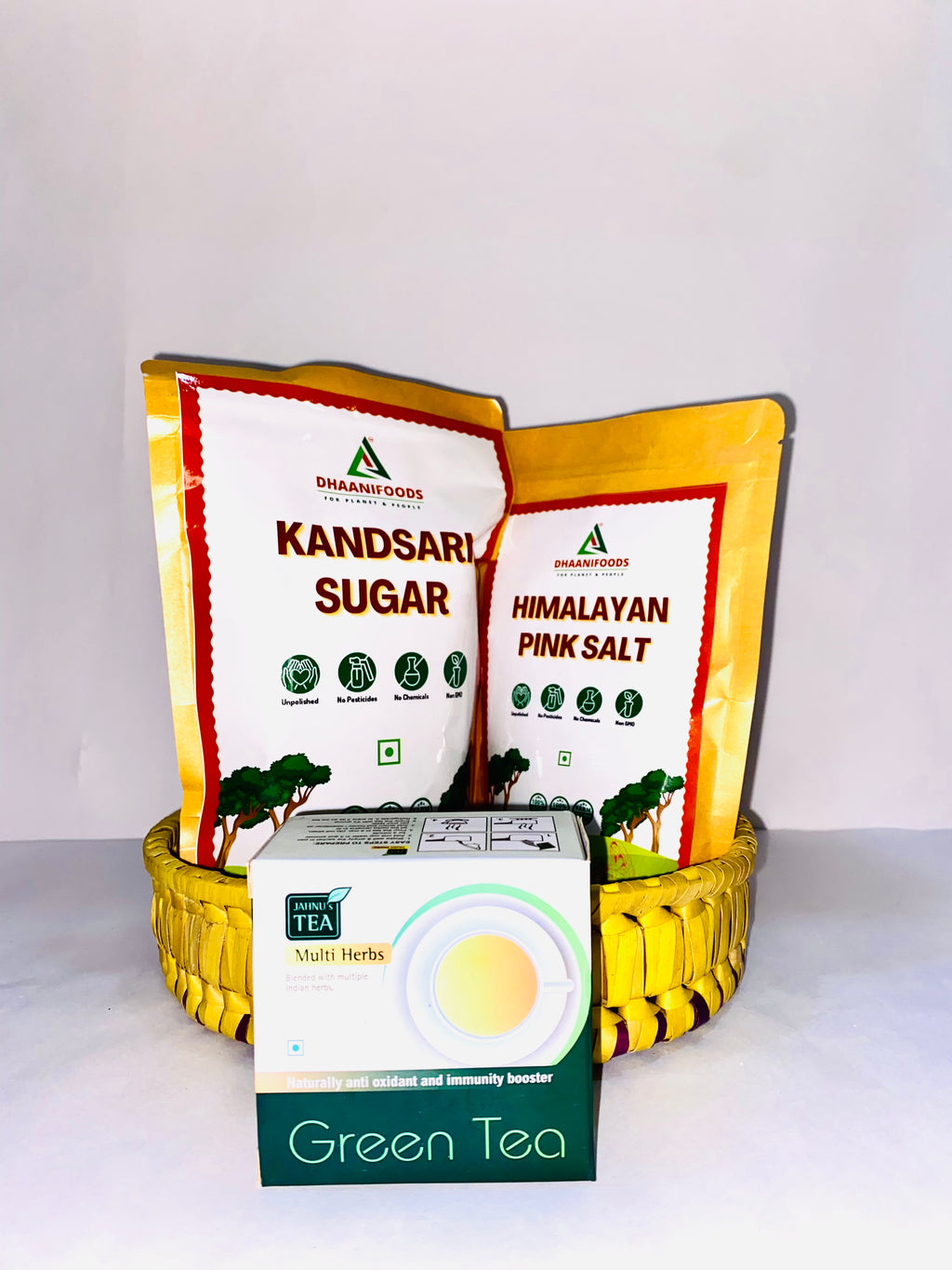 Healthy Gift Basket – Khandsari Sugar, Himalayan Pink Salt, Green Tea & Palm Leaf Bowl Hamper